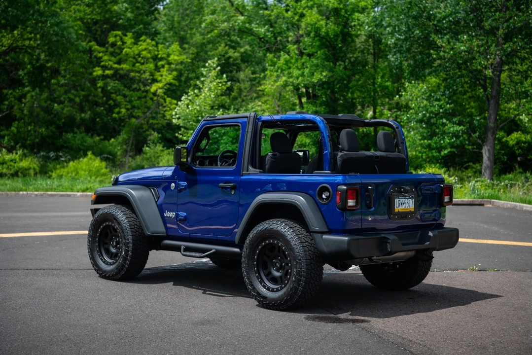 2018 Jeep JL Wrangler - Image 16 of 31
