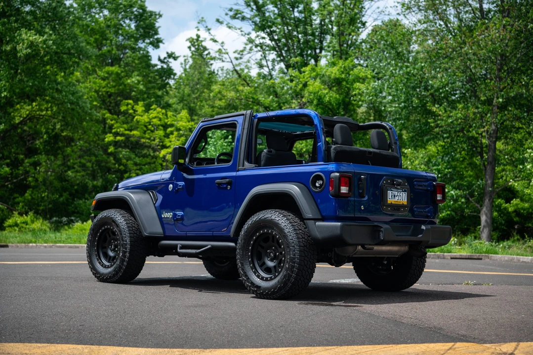 2018 Jeep JL Wrangler - Image 17 of 31