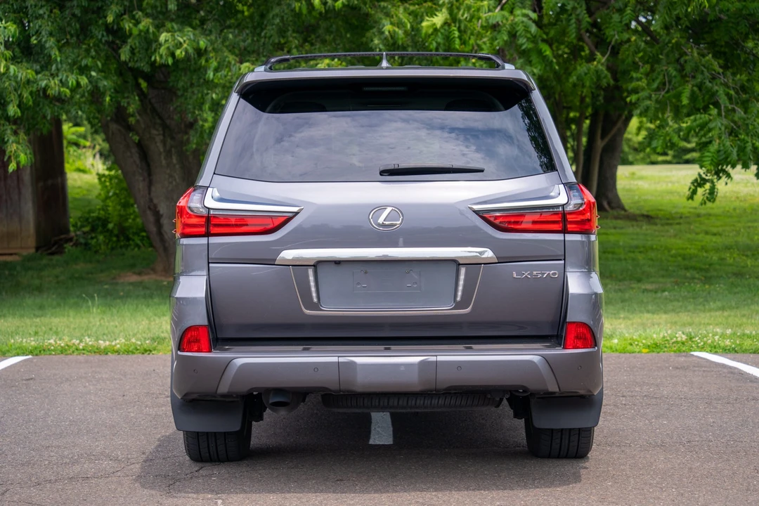 2018 Lexus LX 3rd Gen - Image 9 of 31