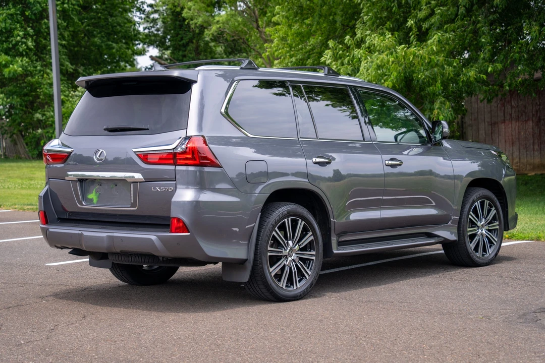 2018 Lexus LX 3rd Gen - Image 7 of 31