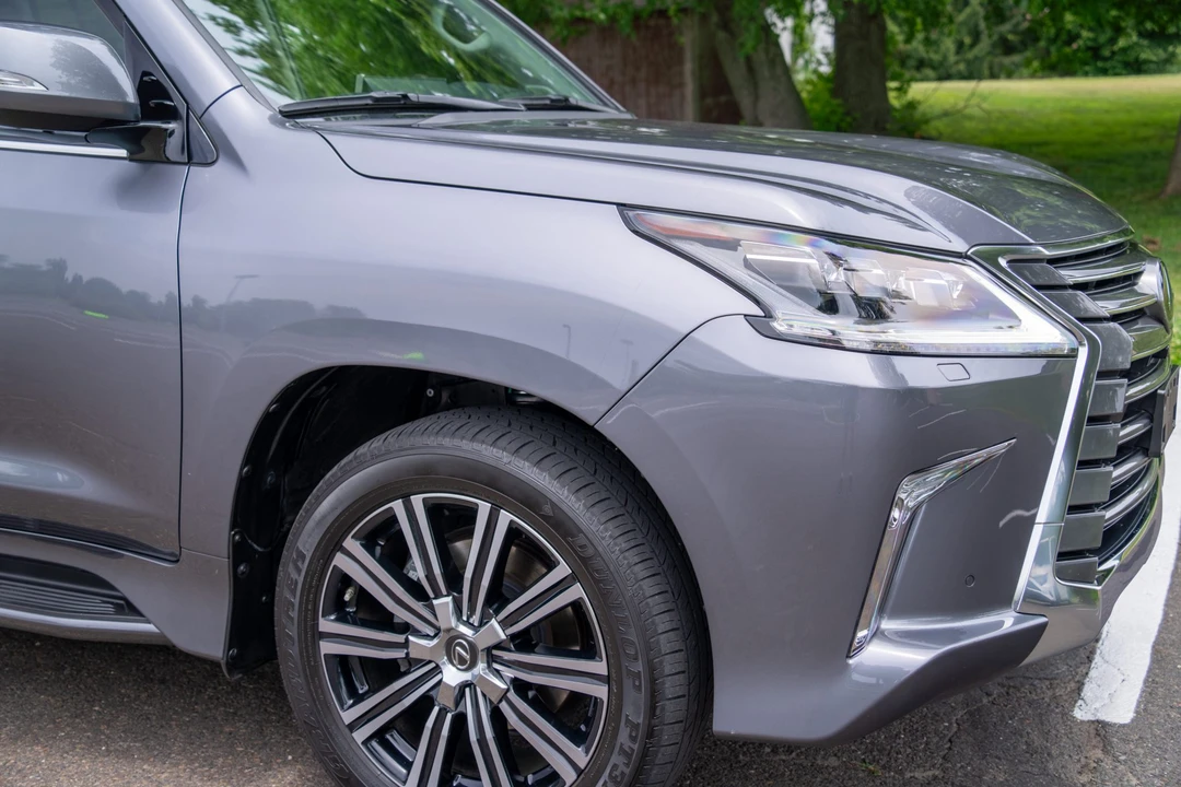 2018 Lexus LX 3rd Gen - Image 21 of 31