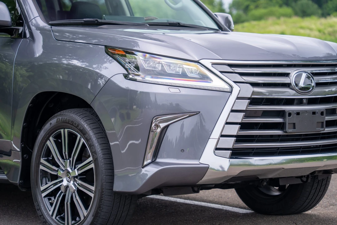 2018 Lexus LX 3rd Gen - Image 22 of 31