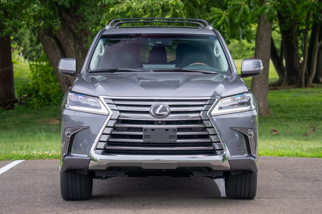 2018 Lexus LX 3rd Gen - Image 4 of 31