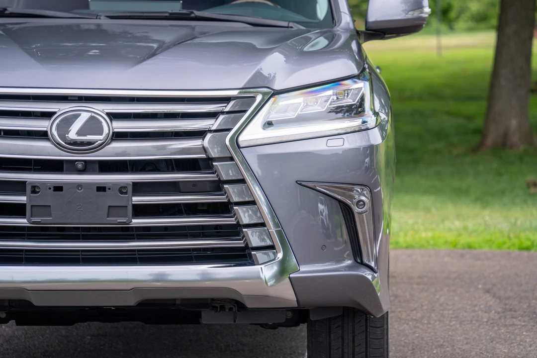 2018 Lexus LX 3rd Gen - Image 16 of 31