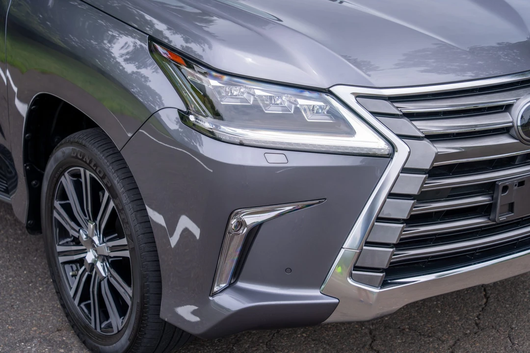 2018 Lexus LX 3rd Gen - Image 20 of 31
