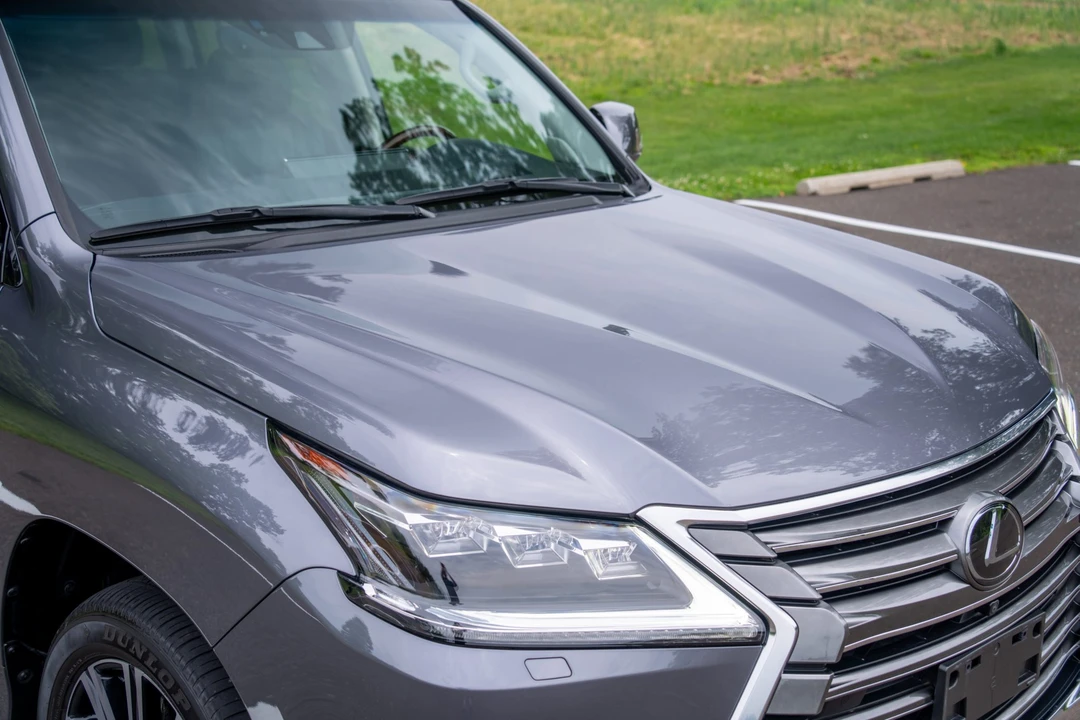 2018 Lexus LX 3rd Gen - Image 23 of 31