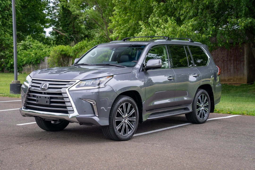 2018 Lexus LX 3rd Gen - Image 2 of 31