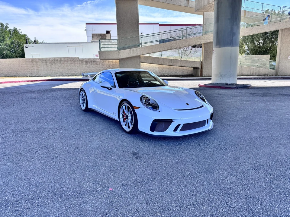 2018 Porsche 991 GT3 - Image 5 of 31