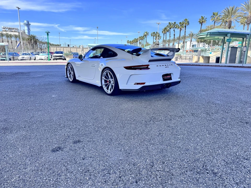 2018 Porsche 991 GT3 - Image 16 of 31