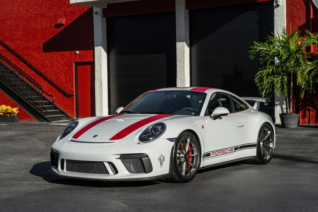 2018 Porsche 991 GT3 - Image 4 of 31