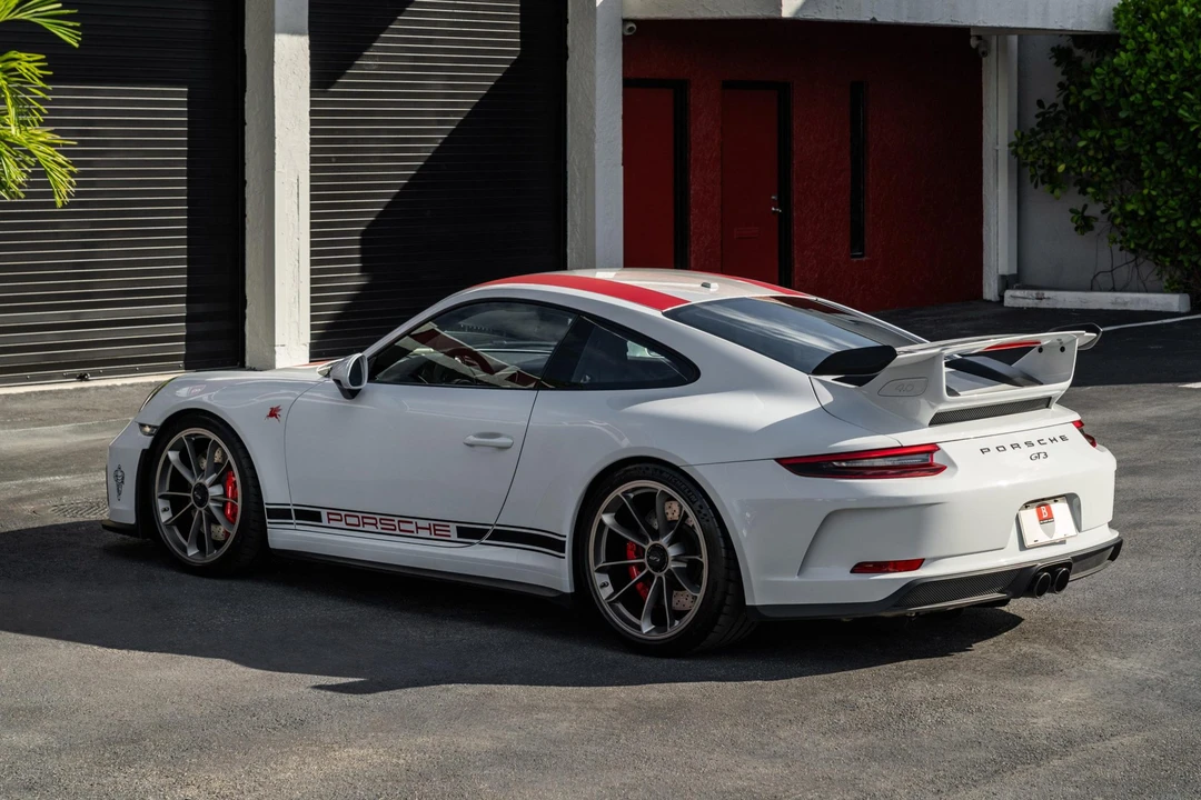 2018 Porsche 991 GT3 - Image 29 of 31