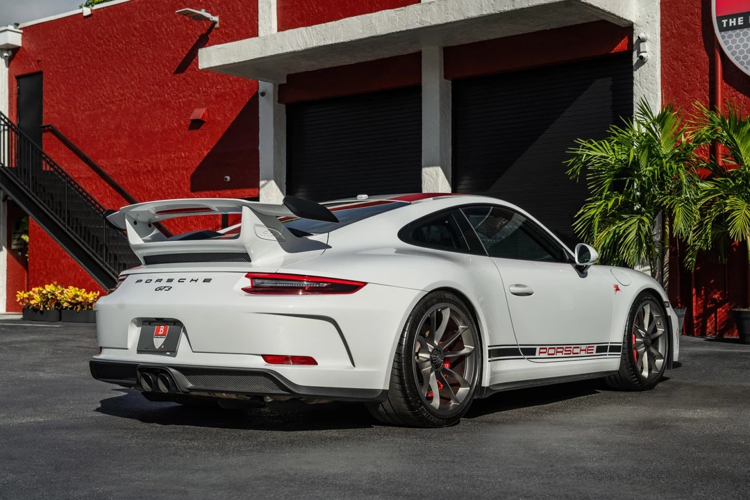 2018 Porsche 991 GT3 - Image 18 of 31