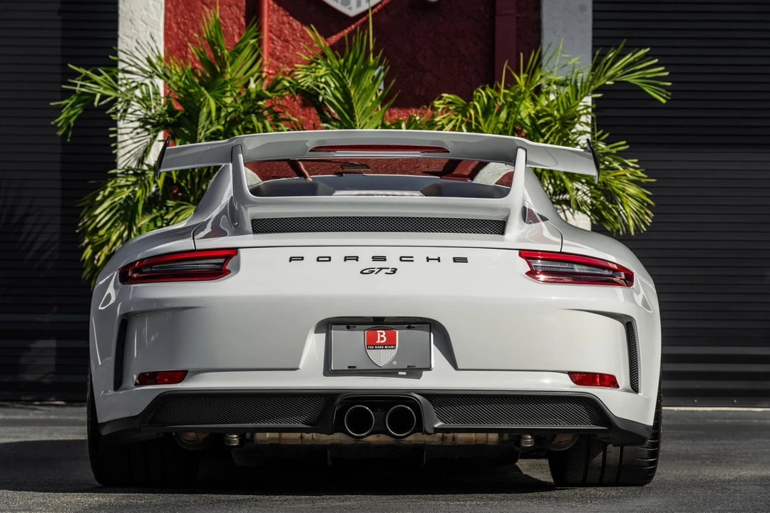 2018 Porsche 991 GT3 - Image 24 of 31