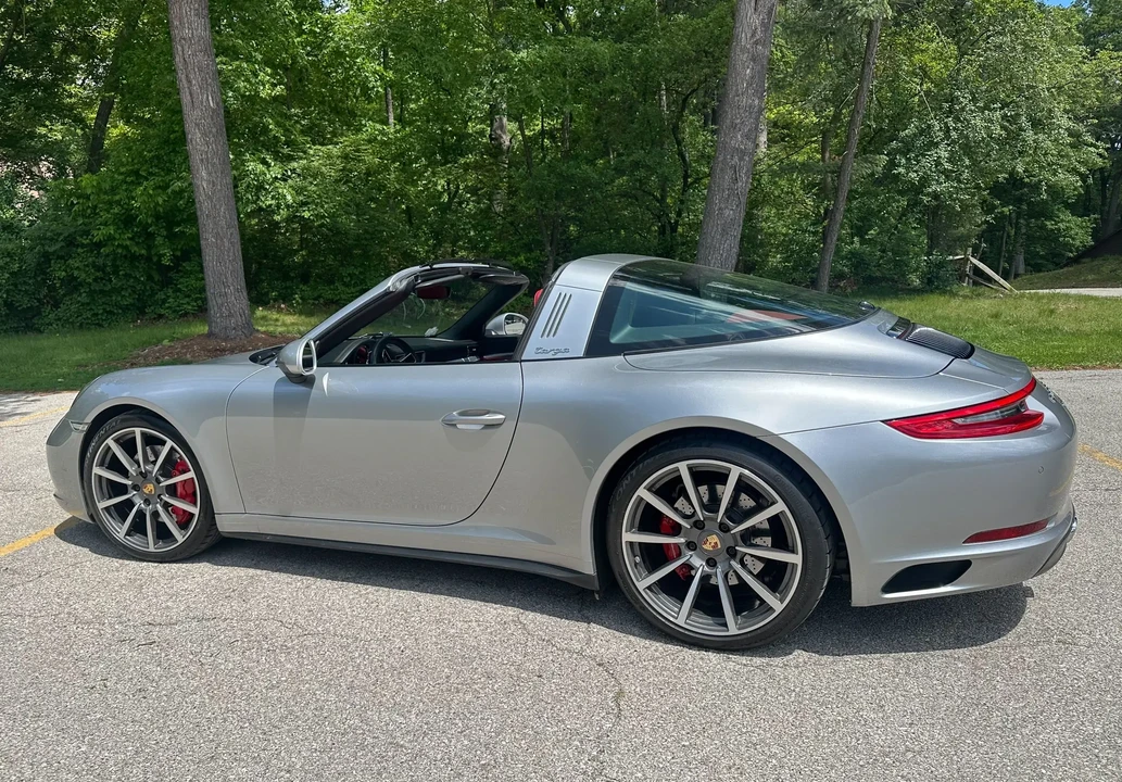 2018 Porsche 991 Targa 4 & 4S - Image 5 of 6