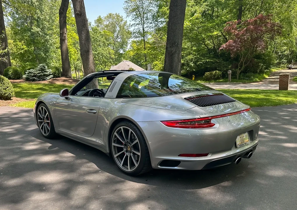 2018 Porsche 991 Targa 4 & 4S - Image 6 of 6