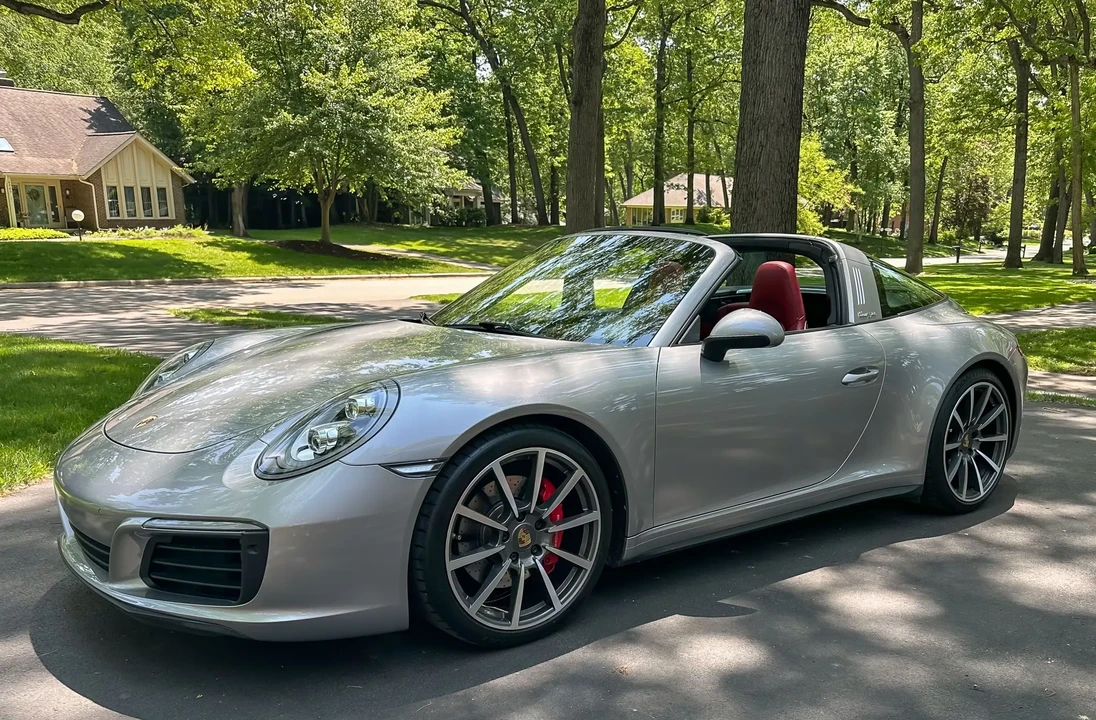 2018 Porsche 991 Targa 4 & 4S - Image 3 of 6