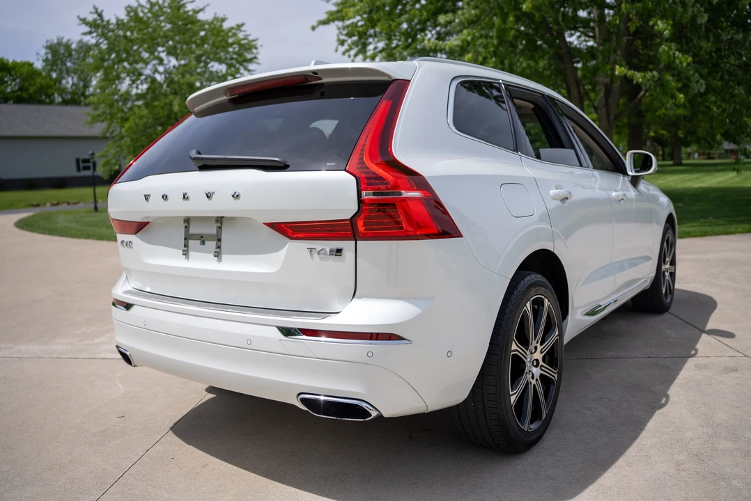 2018 Volvo XC60 2nd Gen - Image 21 of 31