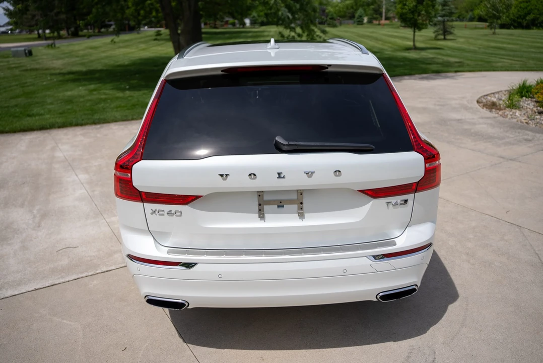 2018 Volvo XC60 2nd Gen - Image 25 of 31