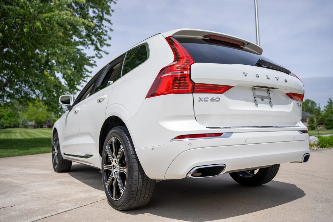 2018 Volvo XC60 2nd Gen - Image 29 of 31