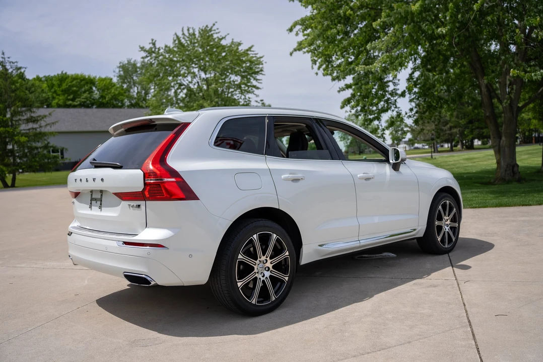 2018 Volvo XC60 2nd Gen - Image 18 of 31