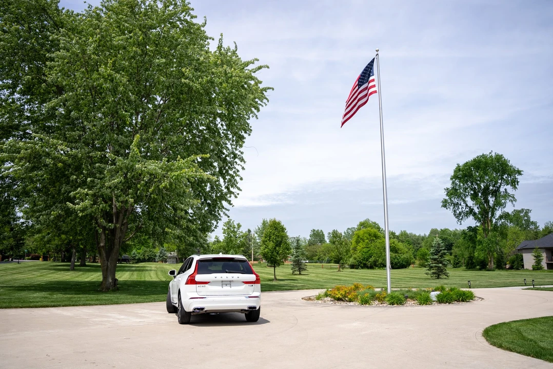 2018 Volvo XC60 2nd Gen - Image 27 of 31