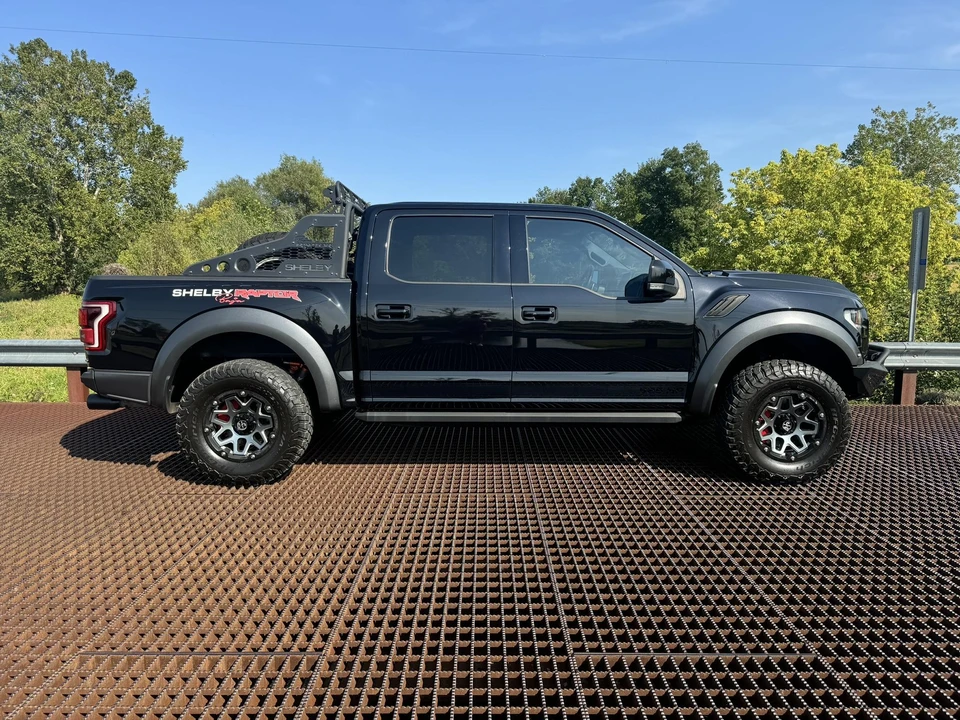 2019 Ford F-150 Raptor 13th Gen - Image 16 of 31