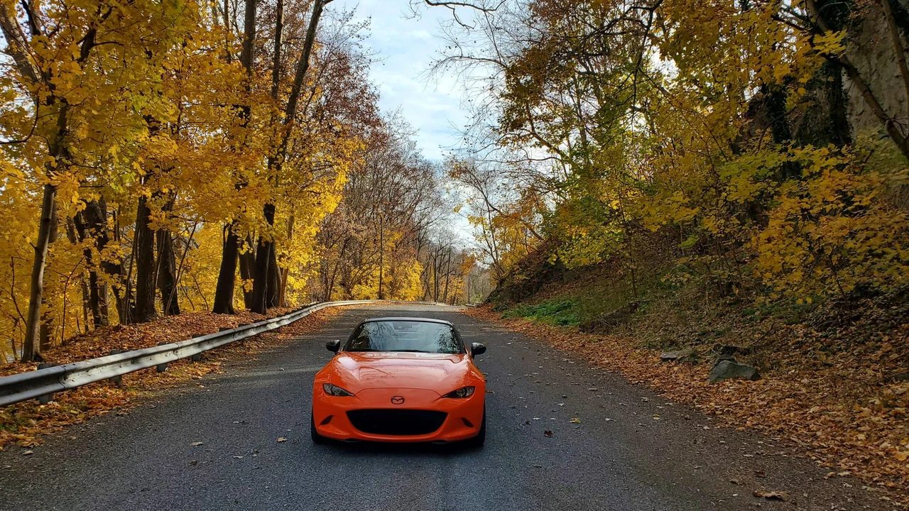 2019 Mazda ND MX-5 Miata - Image 19 of 31