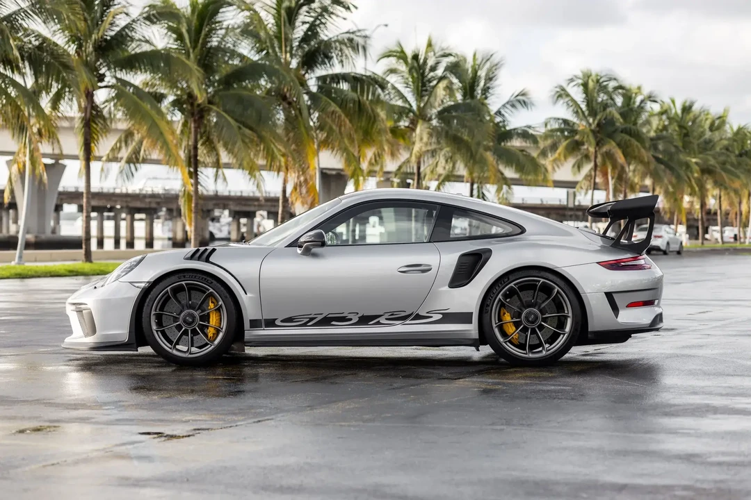 2019 Porsche 991 GT3 RS - Image 2 of 6