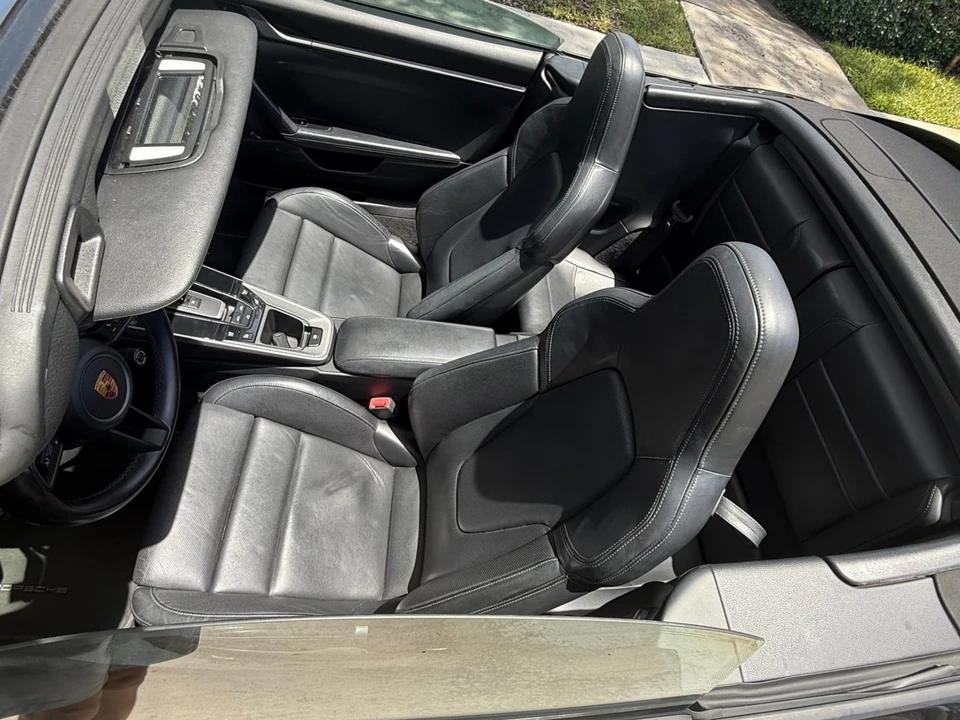 2020 Porsche 992 Carrera S - Image 17 of 31