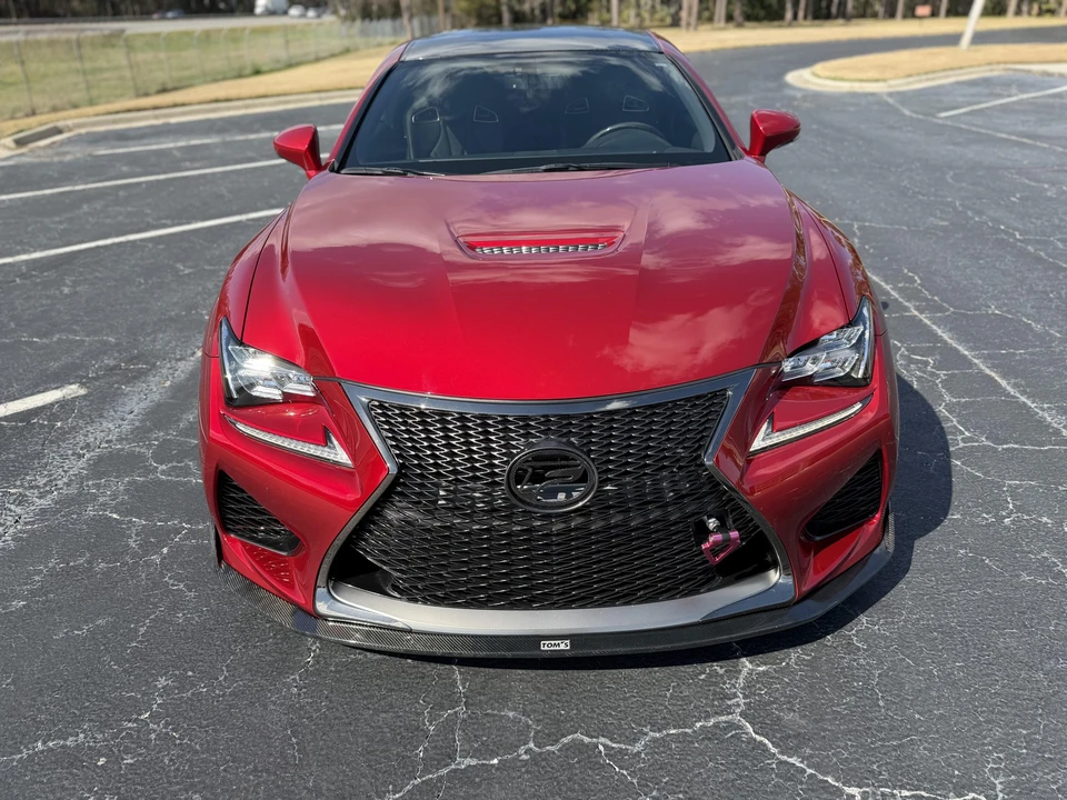 2017 Lexus RC F - Image 12 of 31