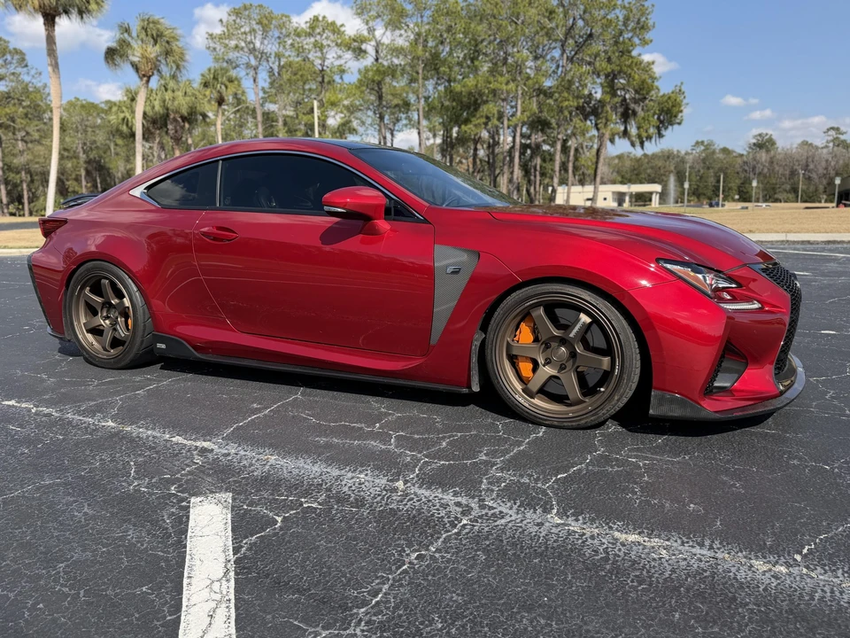 2017 Lexus RC F - Image 26 of 31