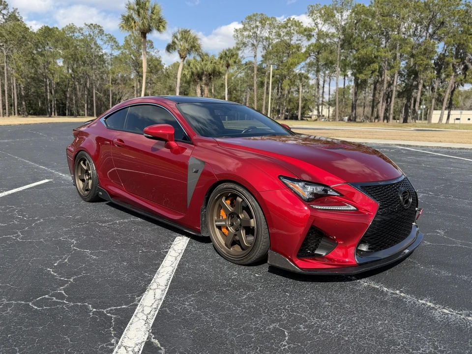 2017 Lexus RC F - Image 19 of 31