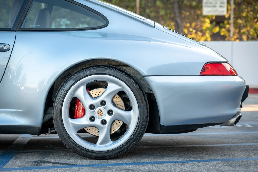 1996 Porsche 993 Carrera 4S - Image 19 of 31