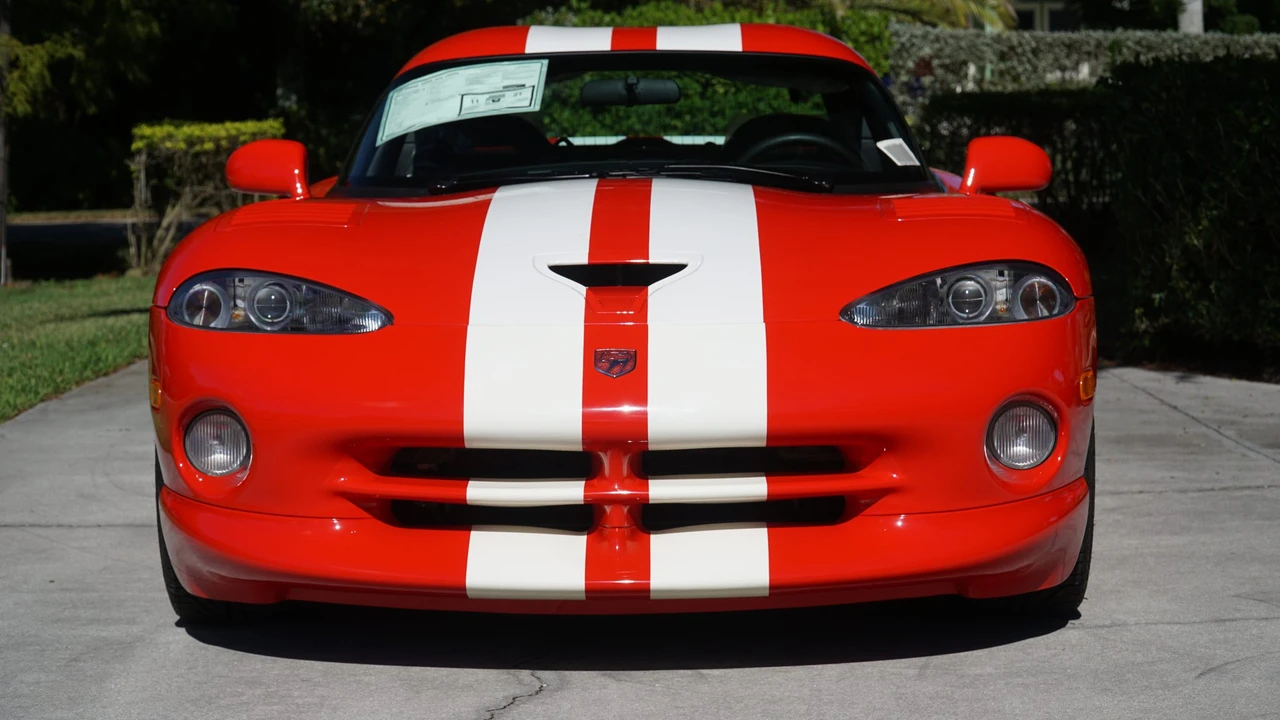 2002 Dodge Viper GTS 2nd Gen - Image 8 of 31