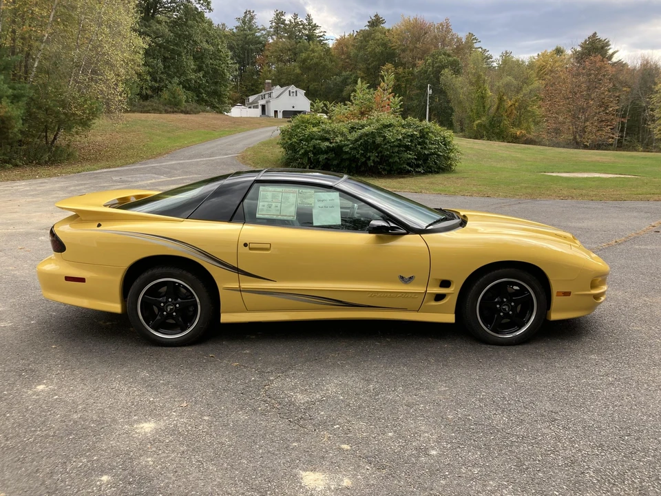 2002 Pontiac Firebird Trans Am 4th Gen - Image 2 of 31