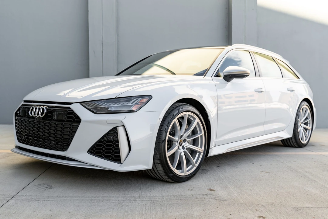 2021 Audi C8 RS6 - Image 2 of 31