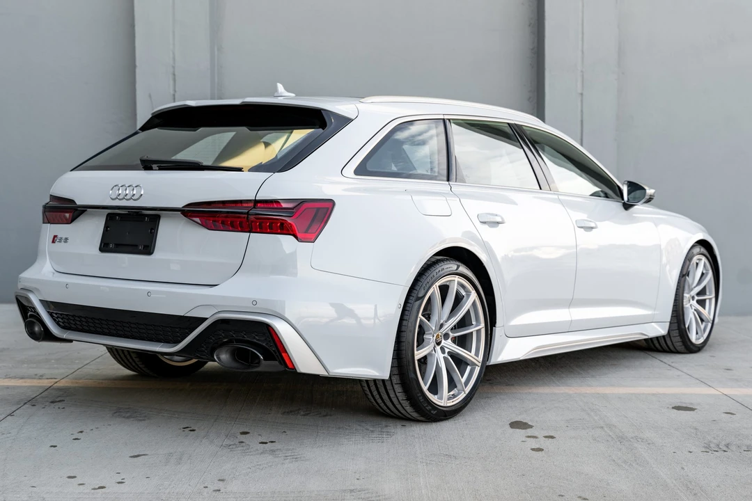 2021 Audi C8 RS6 - Image 7 of 31