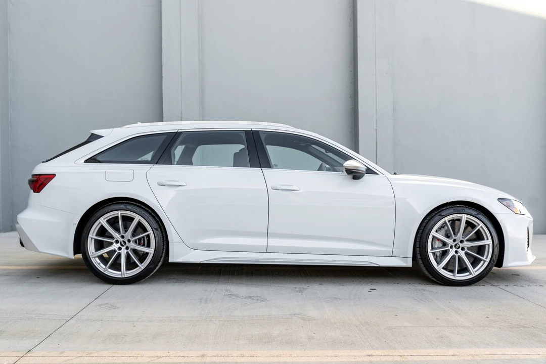 2021 Audi C8 RS6 - Image 8 of 31