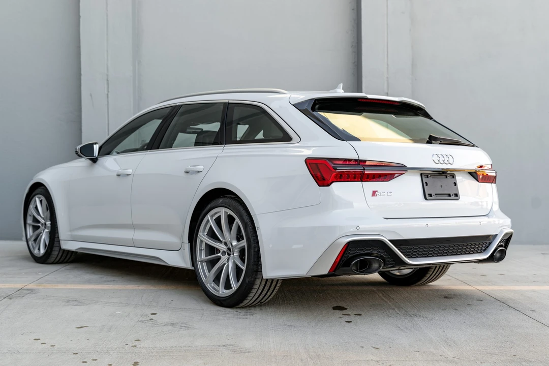 2021 Audi C8 RS6 - Image 4 of 31