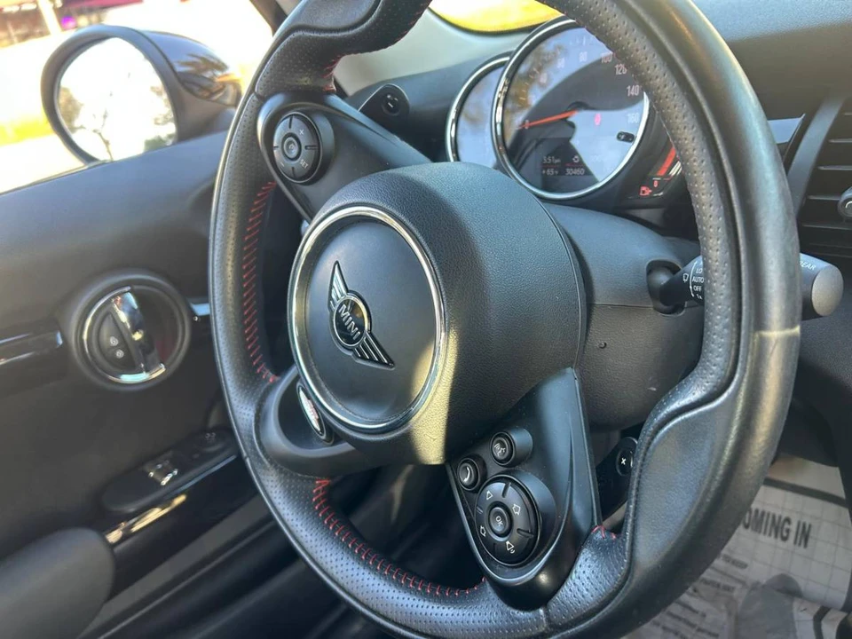 2019 Mini Mini Cooper S 3rd Gen - Image 7 of 17