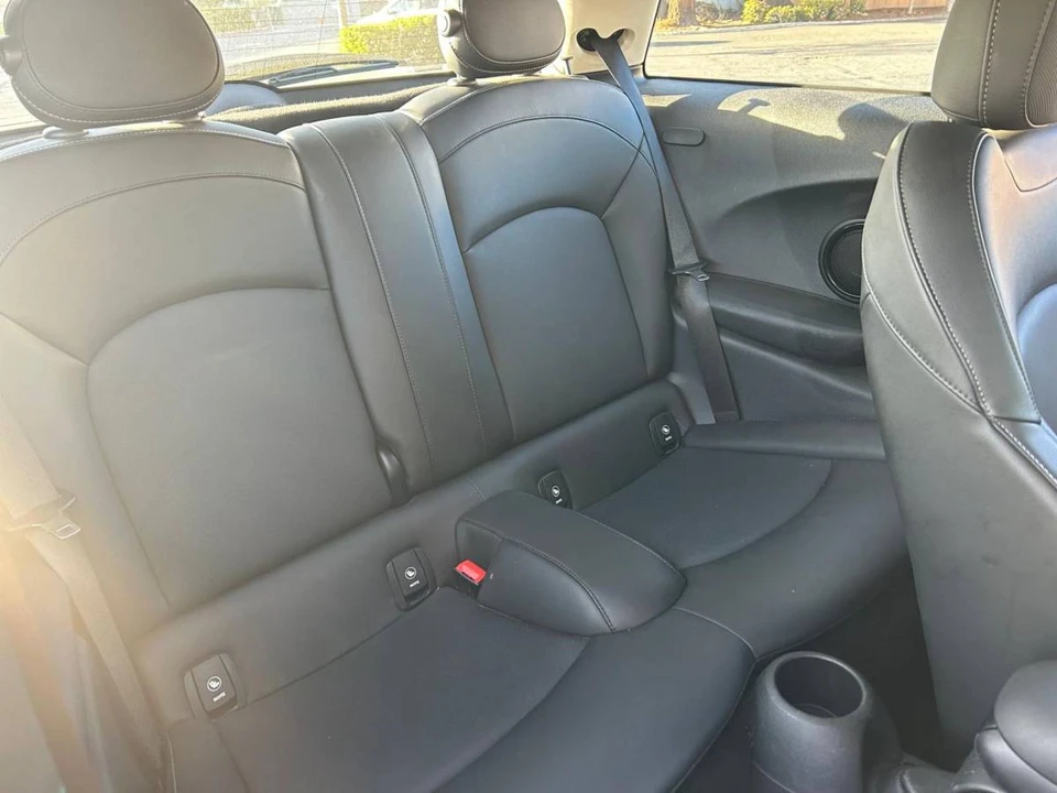 2019 Mini Mini Cooper S 3rd Gen - Image 8 of 16