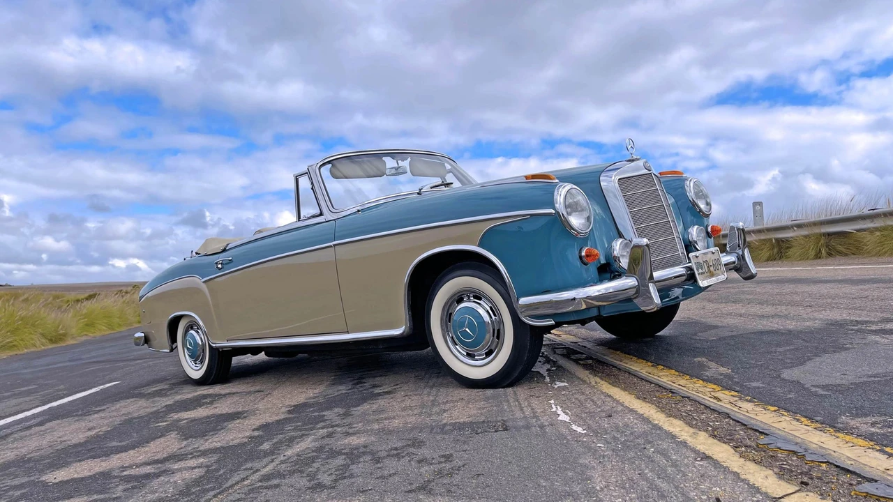 1960 Mercedes-Benz W128 - Image 30 of 31