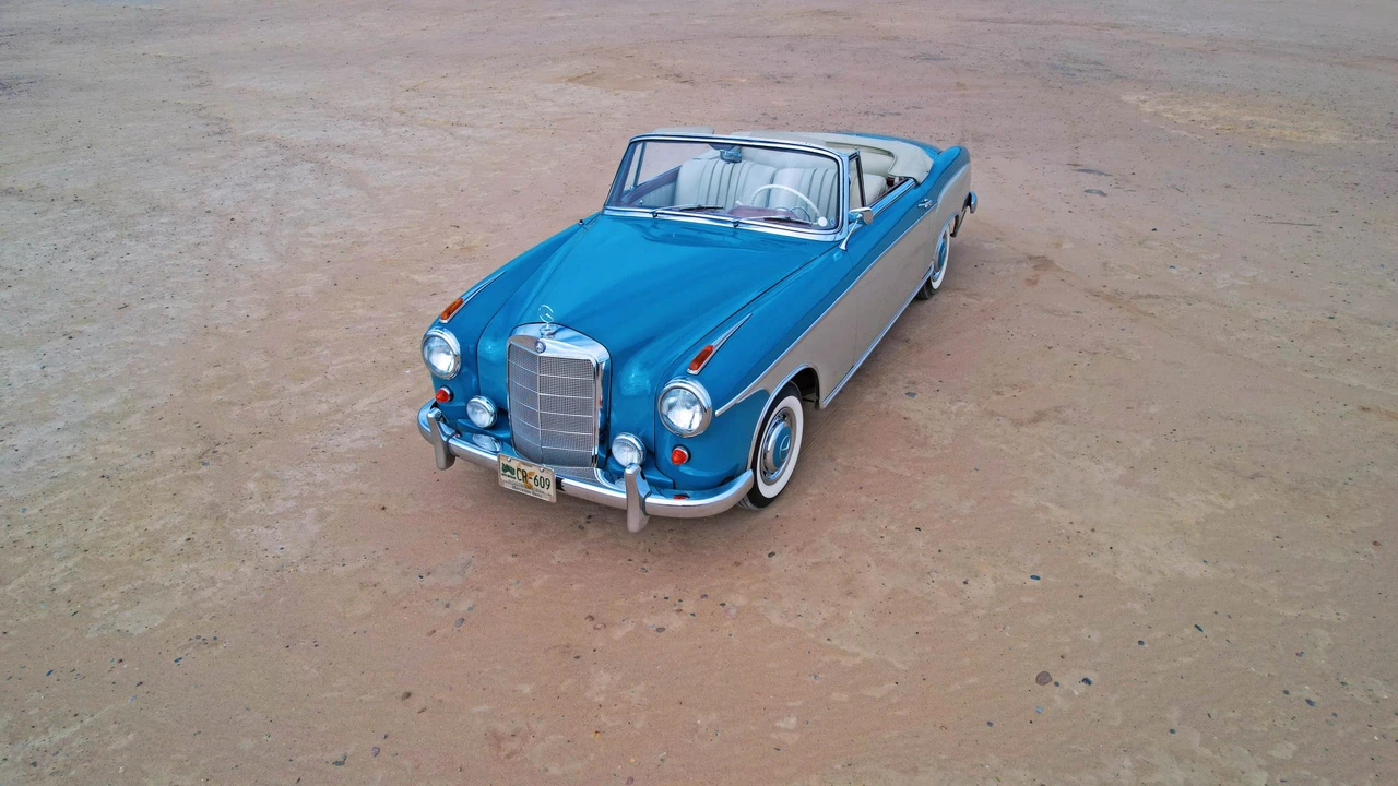 1960 Mercedes-Benz W128 - Image 4 of 31