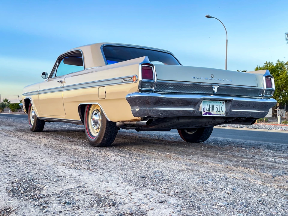 1963 Oldsmobile F-85 & Jetfire - Image 4 of 31
