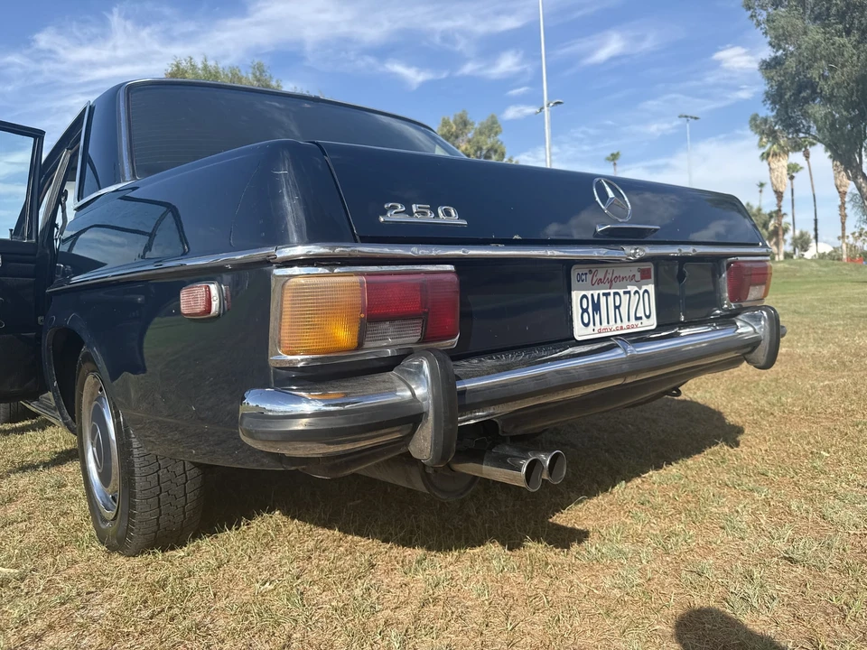 1972 Mercedes-Benz W114 & W115 - Image 19 of 31