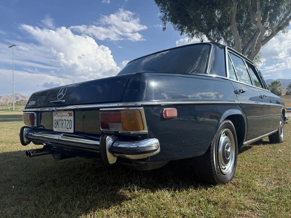 1972 Mercedes-Benz W114 & W115 - Image 20 of 31
