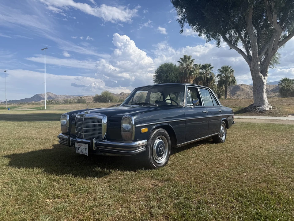 1972 Mercedes-Benz W114 & W115 - Image 2 of 31
