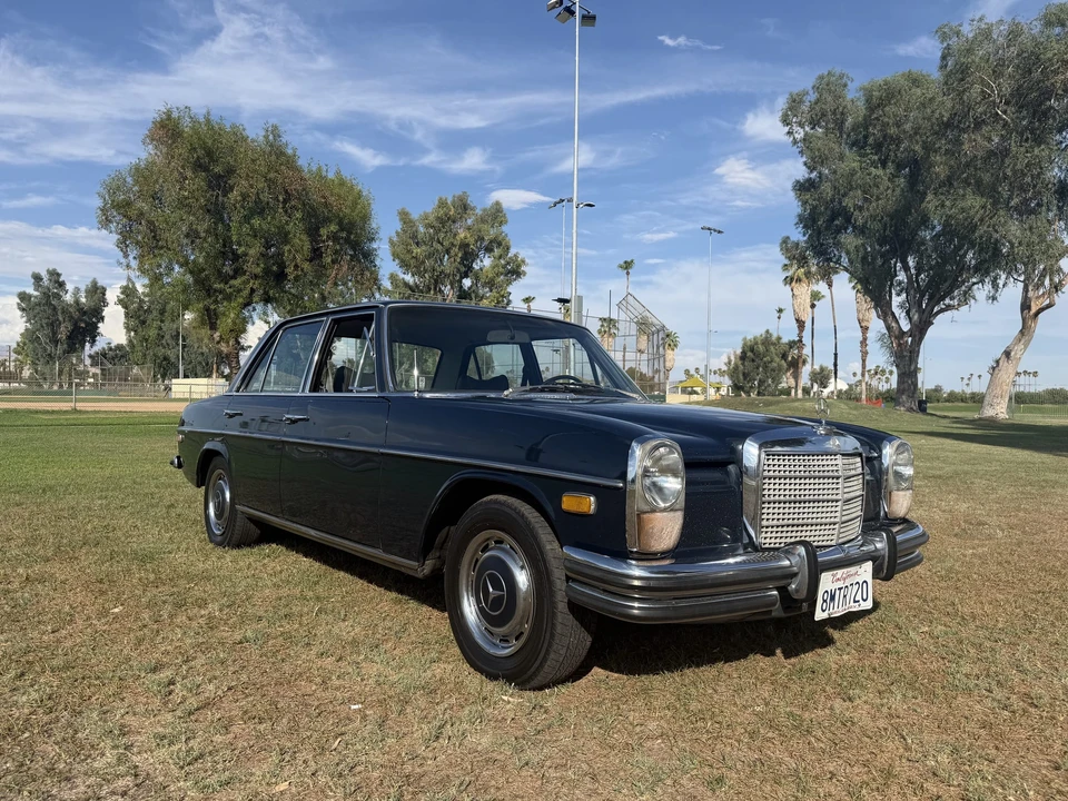 1972 Mercedes-Benz W114 & W115 - Image 6 of 31