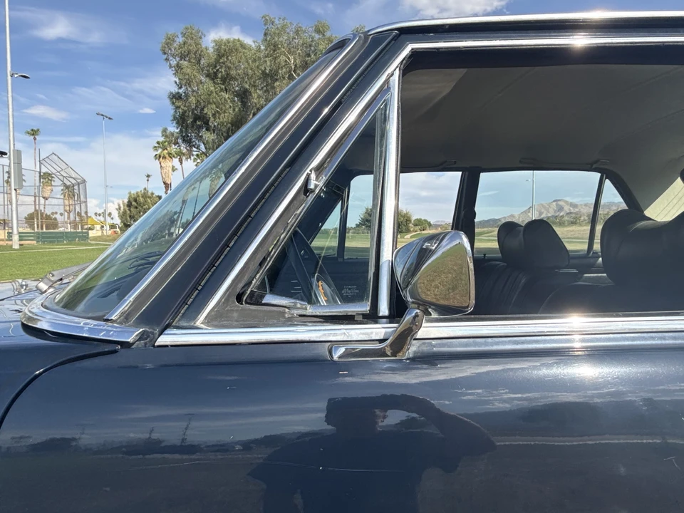 1972 Mercedes-Benz W114 & W115 - Image 26 of 31