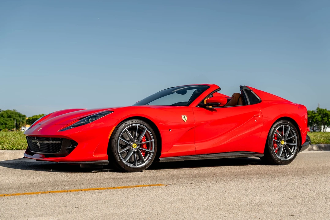 2023 Ferrari 812 GTS - Image 2 of 31